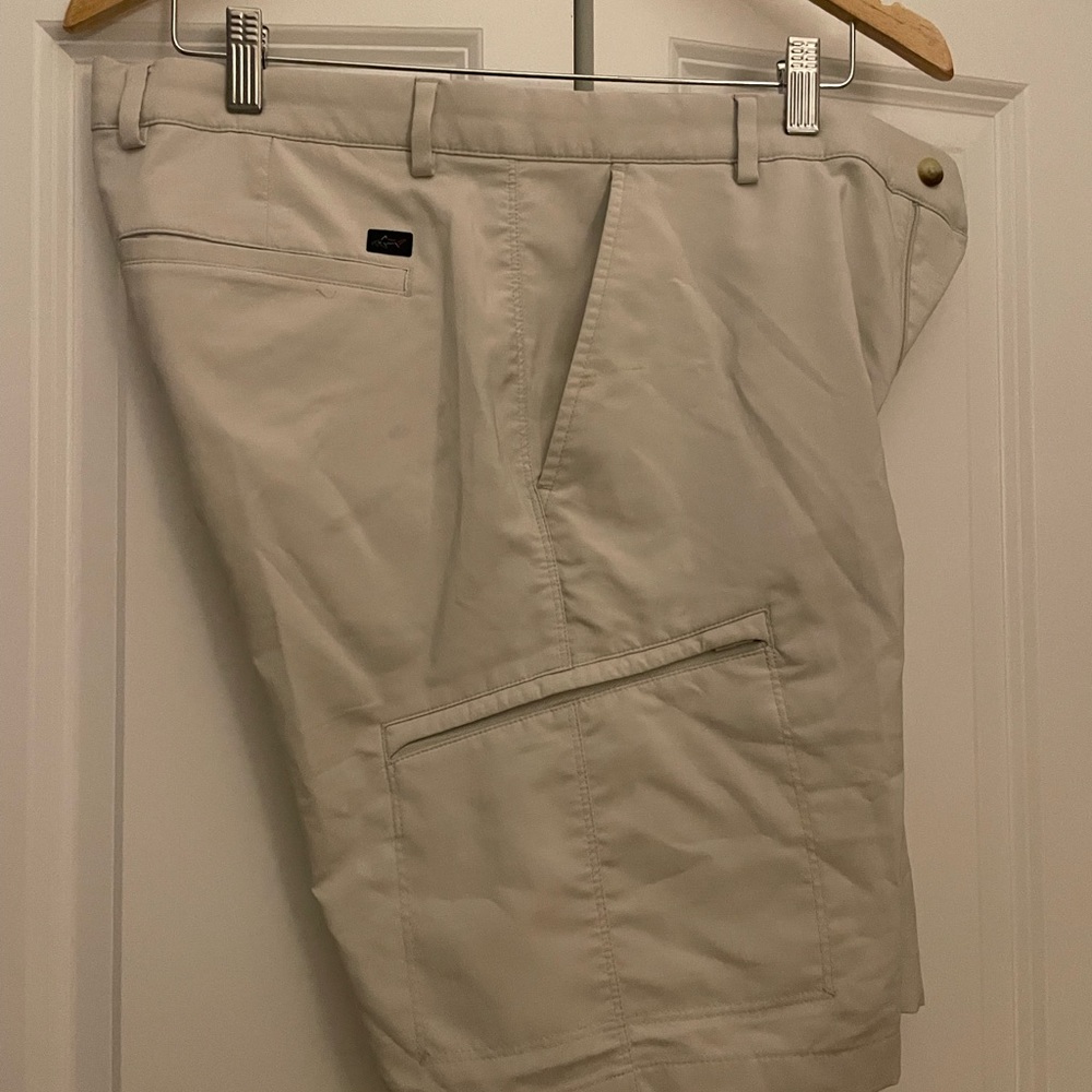 Greg Norman Men’s Shorts W32